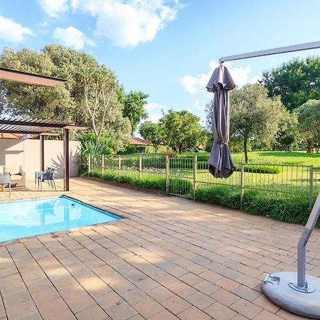 1 On Cormorant - Pecanwood Hartbeespoort Exterior photo