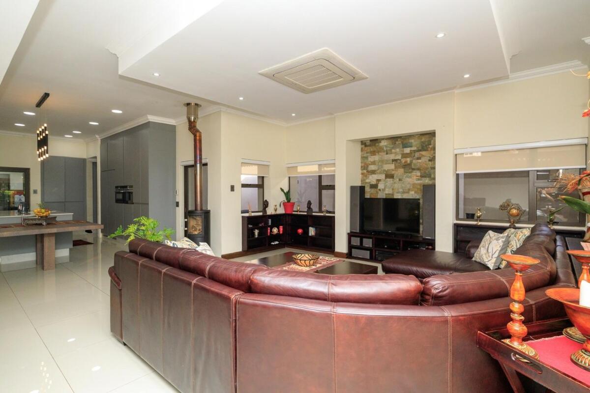 1 On Cormorant - Pecanwood Hartbeespoort Exterior photo
