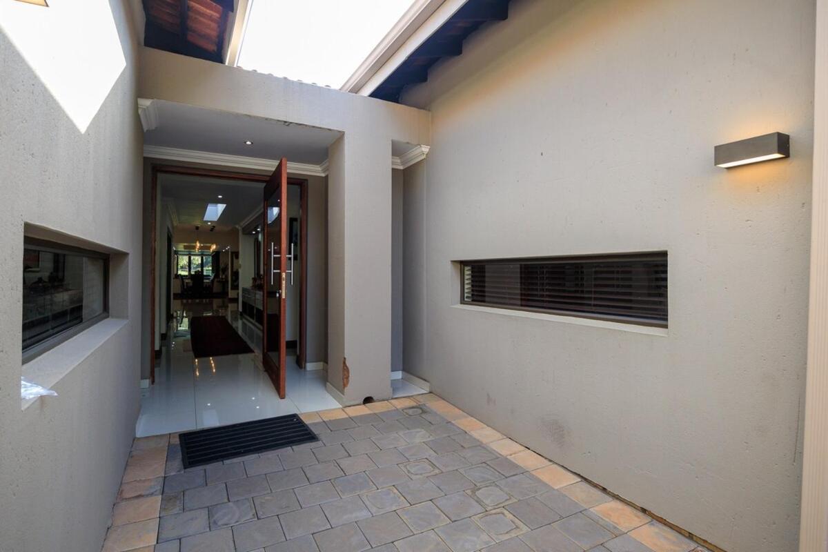 1 On Cormorant - Pecanwood Hartbeespoort Exterior photo