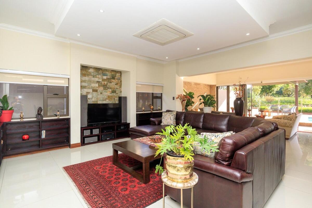 1 On Cormorant - Pecanwood Hartbeespoort Exterior photo