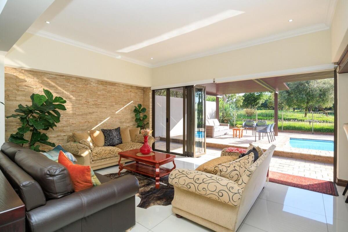 1 On Cormorant - Pecanwood Hartbeespoort Exterior photo