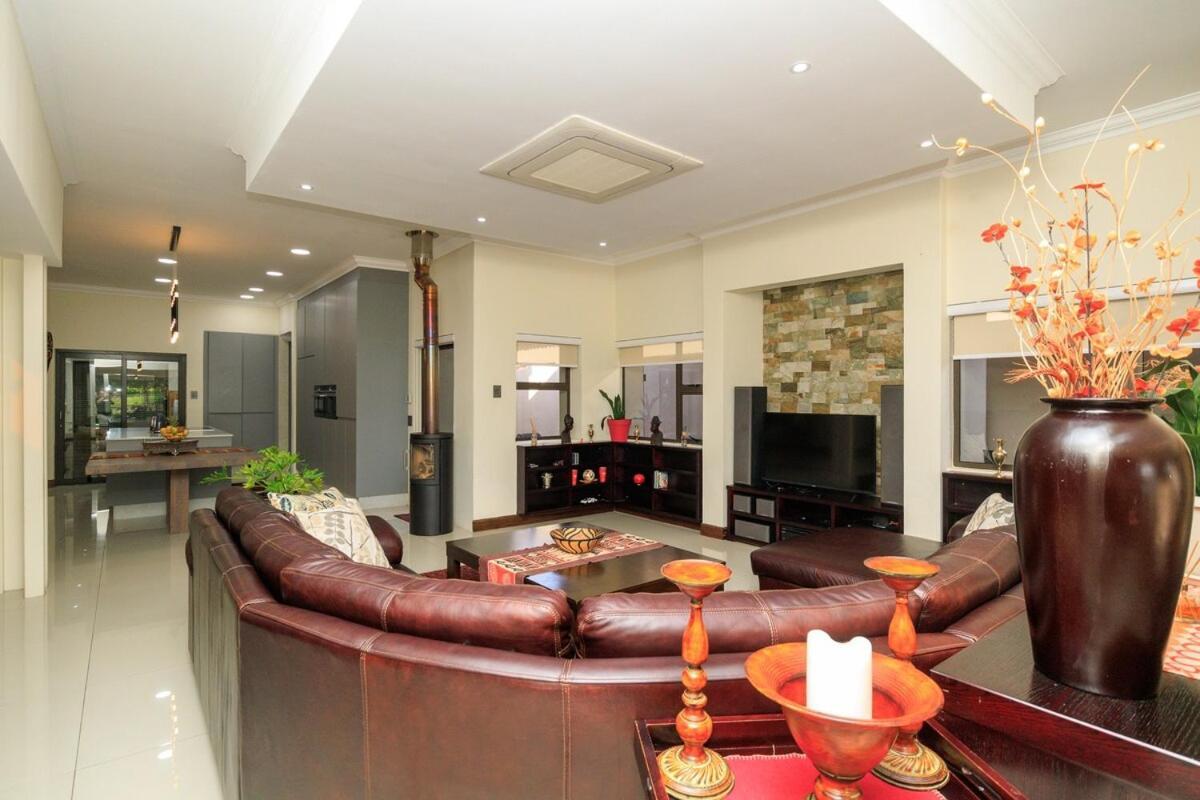 1 On Cormorant - Pecanwood Hartbeespoort Exterior photo