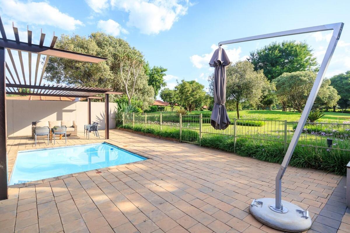 1 On Cormorant - Pecanwood Hartbeespoort Exterior photo